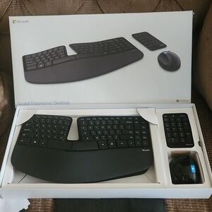 Sculpt ergonomic keyboard, Microsoft